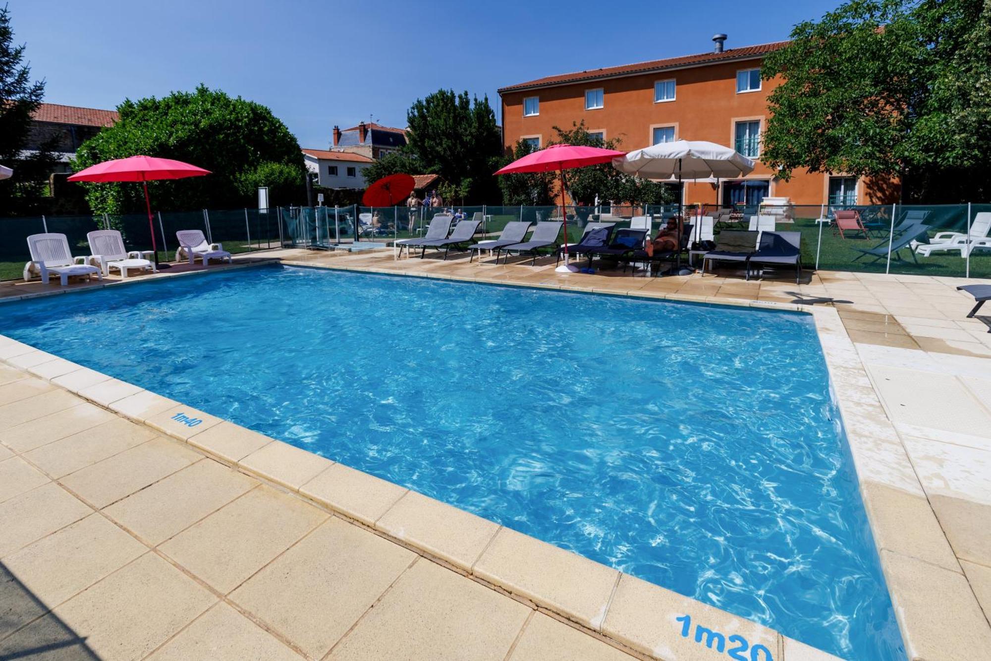 The Originals Boutique, Hotel Le Pariou, Issoire Exterior photo